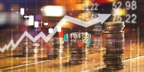 When Should You Reconsider Your U.S. Dollar Holdings?