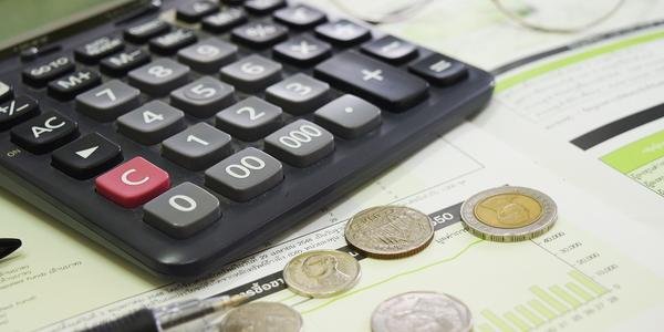 Forex – Yen Gains after China Exports Drop, Dollar Dips