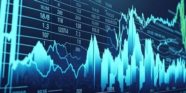 Oil Prices Fall Amid OPEC+ Pause and Oversupply Fears