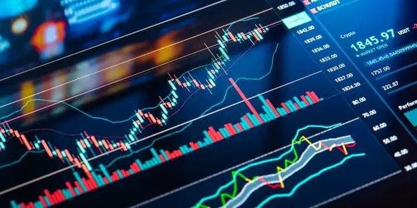 Coinbase Stock Soars After Strong Cash Flow Report